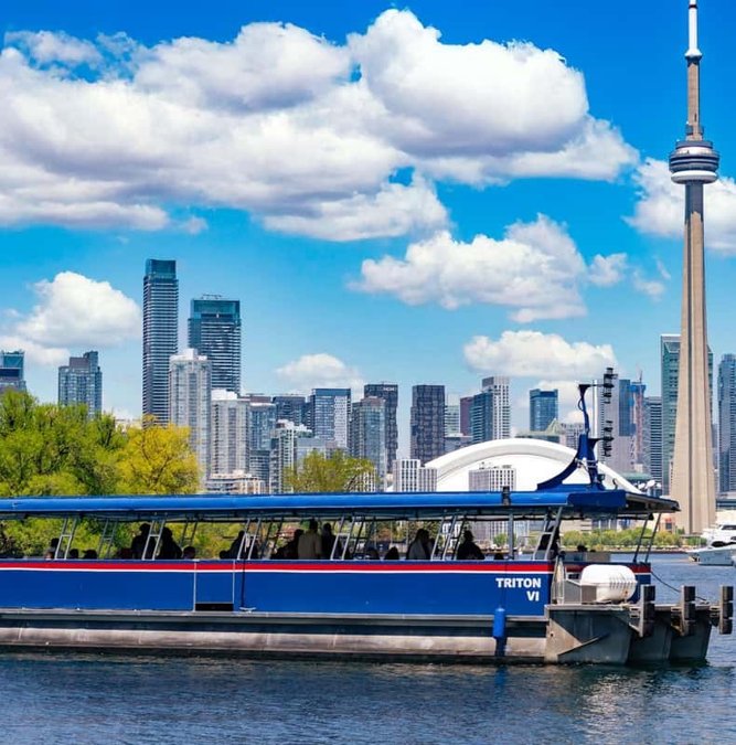 Toronto skyline and CN Tower seen from the harbor