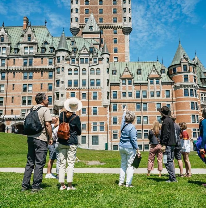 Tour group in front of the Château Frontenac in Old Quebec