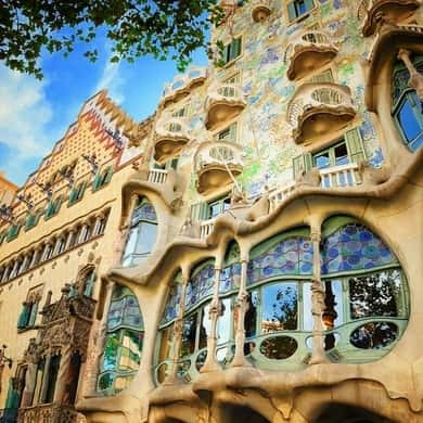 Facade of Casa Batlló on Passeig de Gràcia