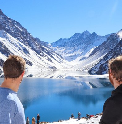 Tour Cajón del Maipo and Embalse el Yeso, includes picnic