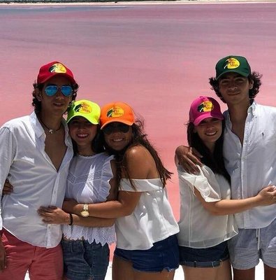 Mérida: Las Coloradas and Río Lagartos with Boat Tour and Lunch