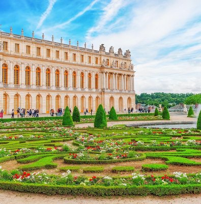 Versailles Palace Tour & Optional Gardens Access from Paris