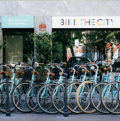 Highlights and hidden gems of Milan Bike Tour